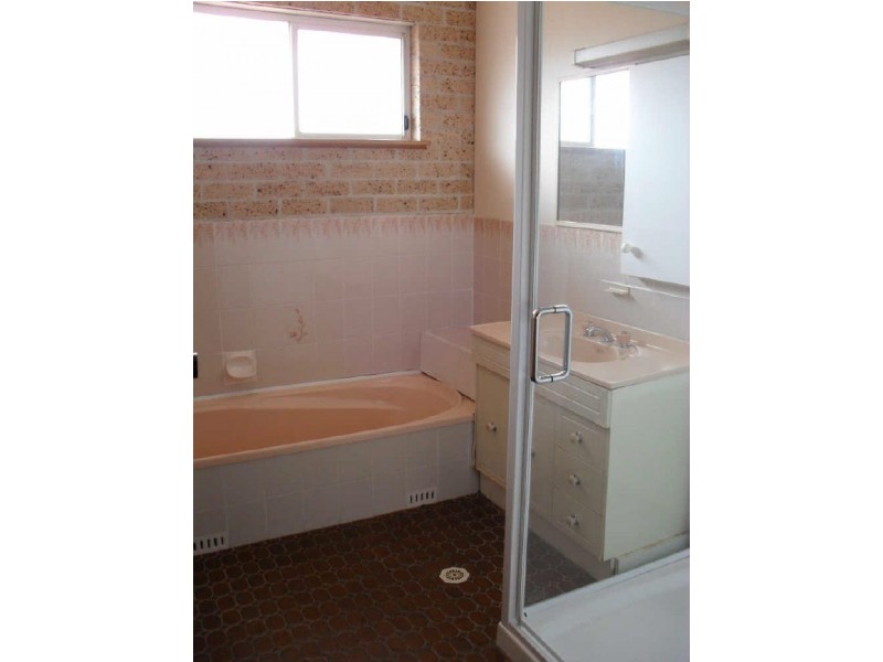 19-21 Tongarra Road, Albion Park NSW 2527