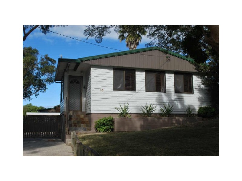 13 Wybalena Avenue, Koonawarra NSW 2530