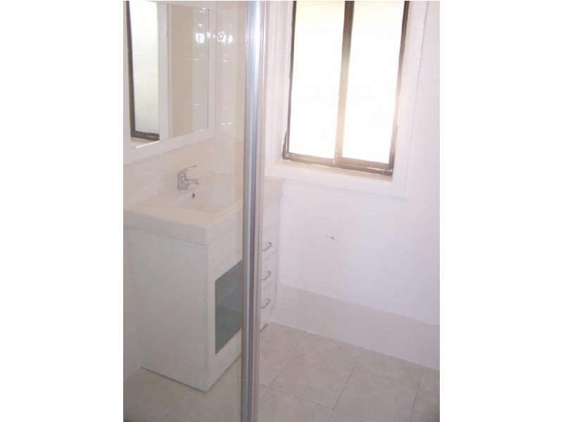 13 Wybalena Avenue, Koonawarra NSW 2530