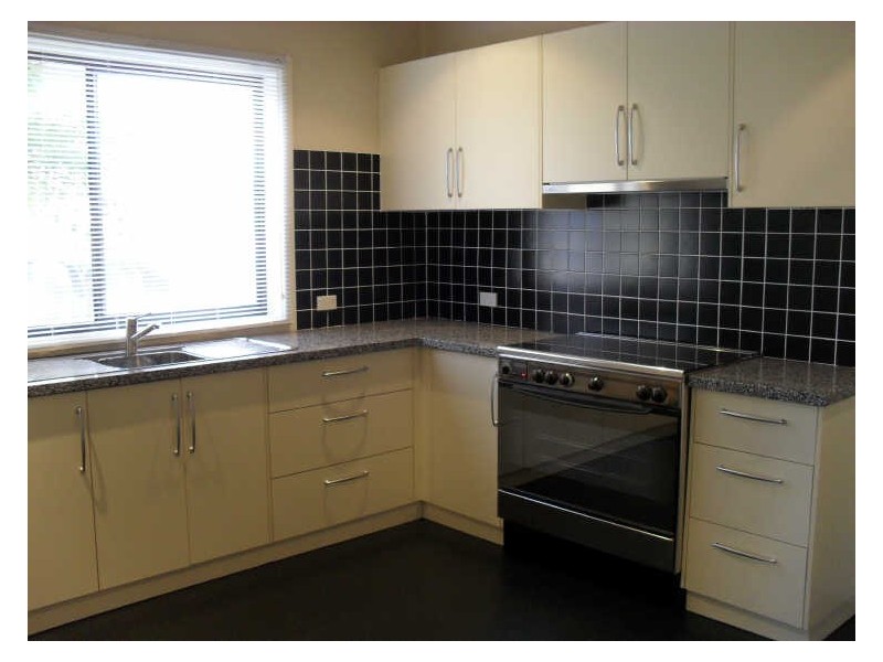 57 Prince Edward Drive, Dapto NSW 2530