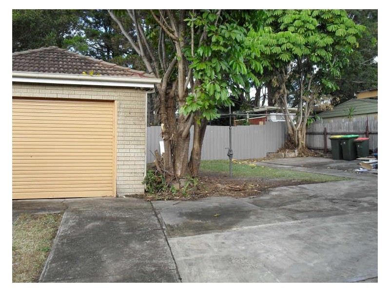 57 Prince Edward Drive, Dapto NSW 2530