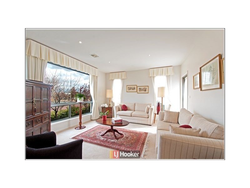 31 Mary Kitson Street, Watson ACT 2602