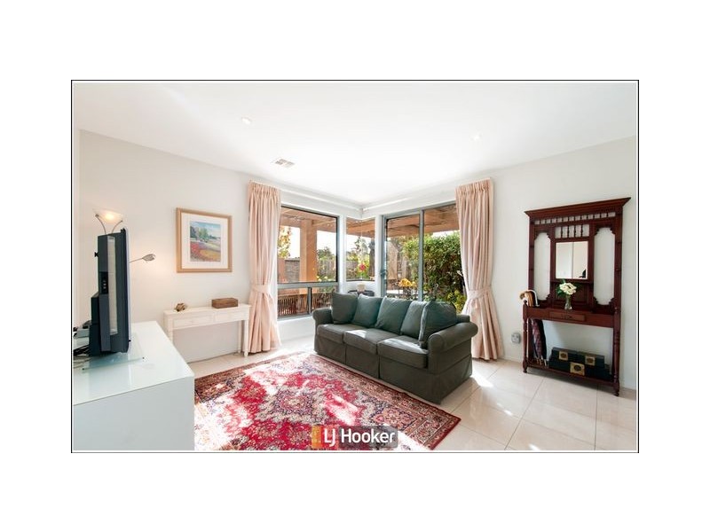 31 Mary Kitson Street, Watson ACT 2602