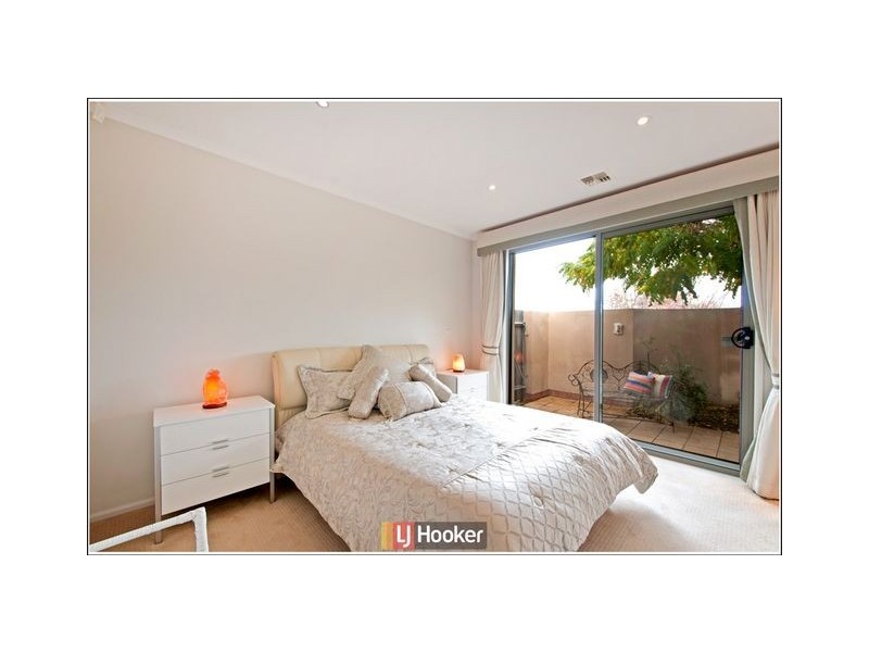 31 Mary Kitson Street, Watson ACT 2602