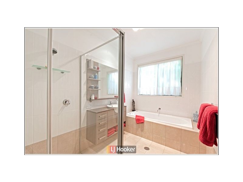 31 Mary Kitson Street, Watson ACT 2602