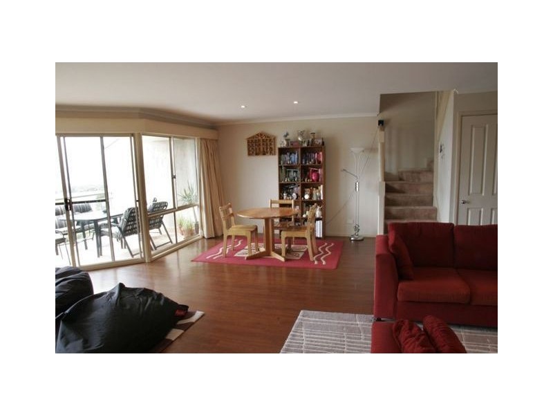 4/34 Leahy Close, Narrabundah ACT 2604