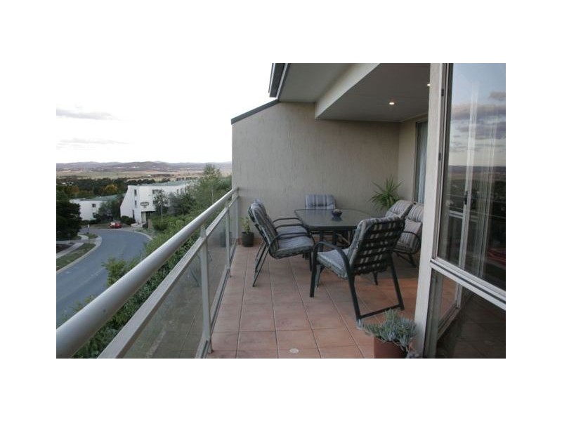 4/34 Leahy Close, Narrabundah ACT 2604