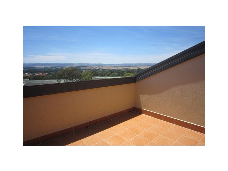 4/34 Leahy Close, Narrabundah ACT 2604