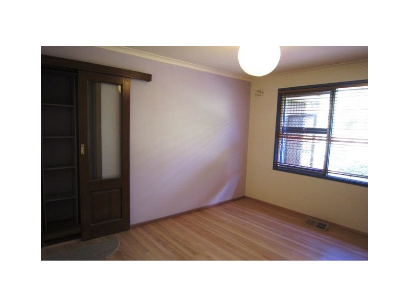52 Stanley Street, Hackett ACT 2602