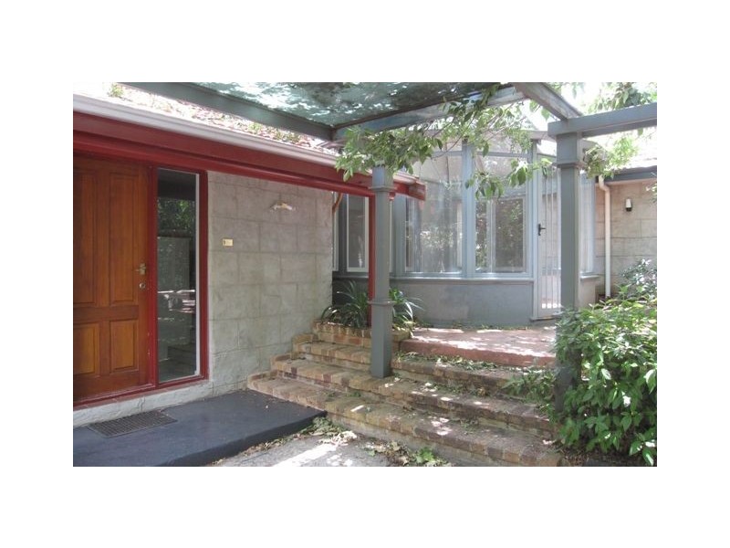 3 Taylor Place, Hackett ACT 2602