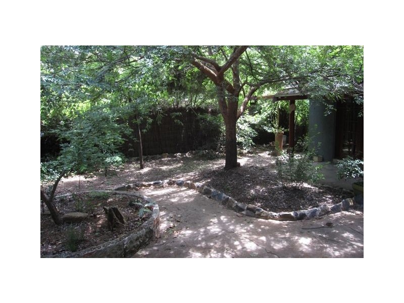 3 Taylor Place, Hackett ACT 2602