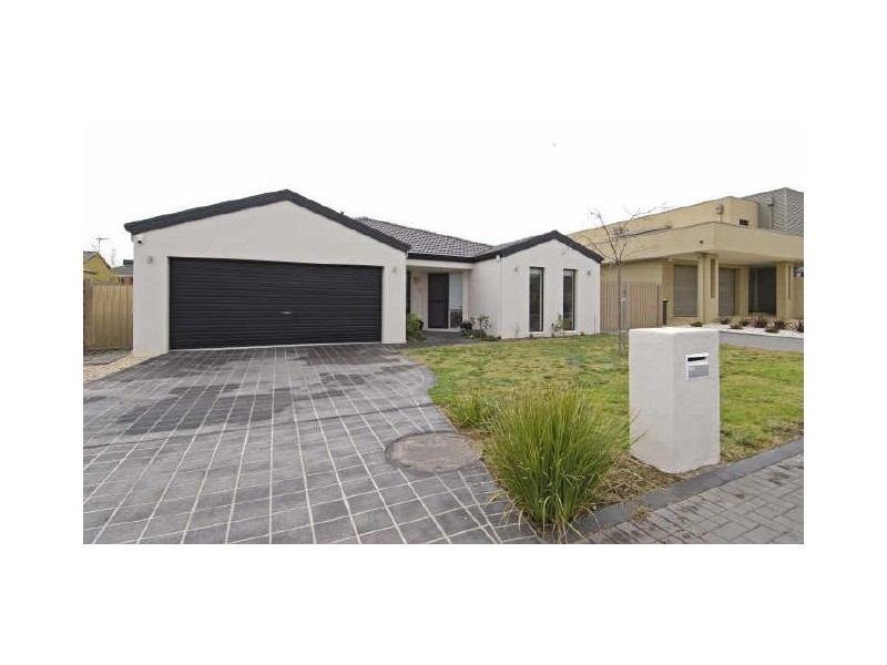 5 Splayd Close, Dunlop ACT 2615