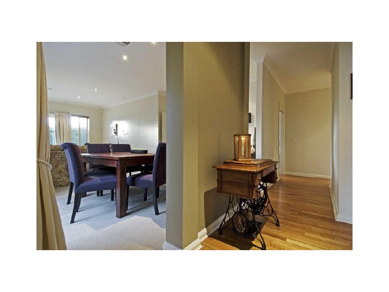 2/8 Hannan Crescent, Ainslie ACT 2602