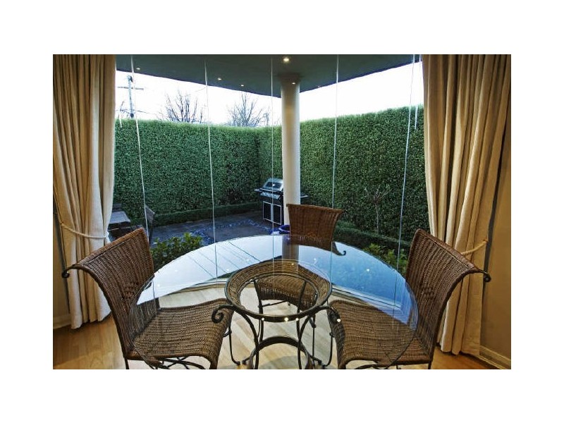 2/8 Hannan Crescent, Ainslie ACT 2602