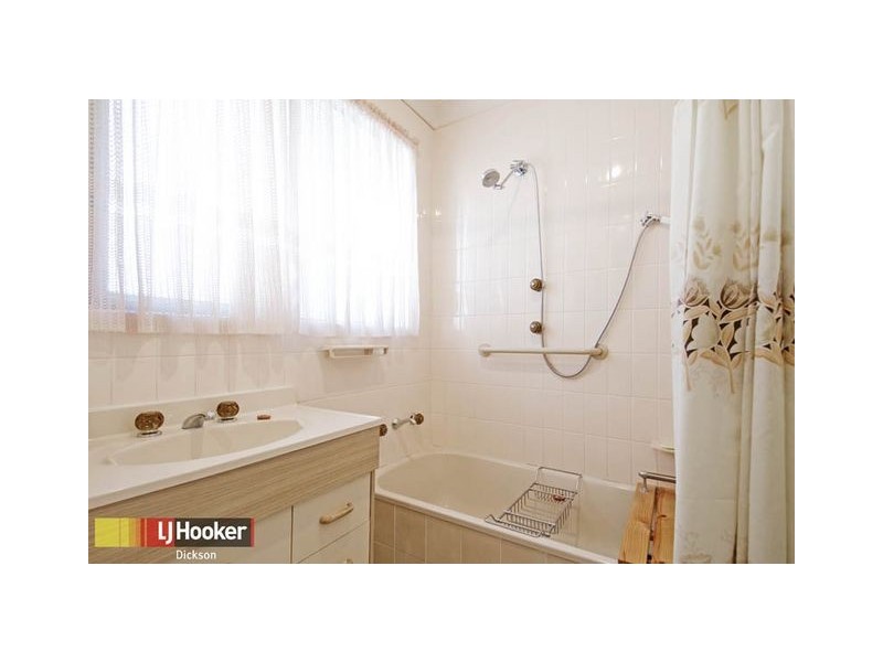 37 Booroondara Street, Reid ACT 2612