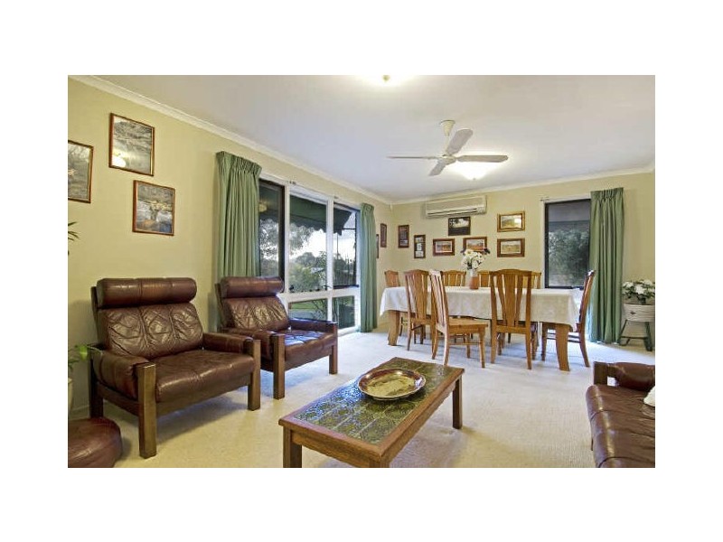 1 Schubert Place, Kambah ACT 2902