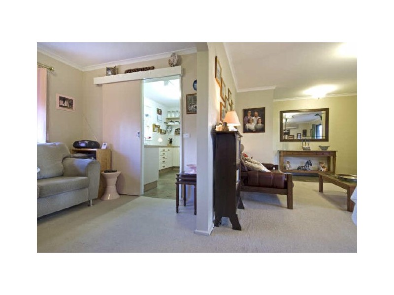 1 Schubert Place, Kambah ACT 2902