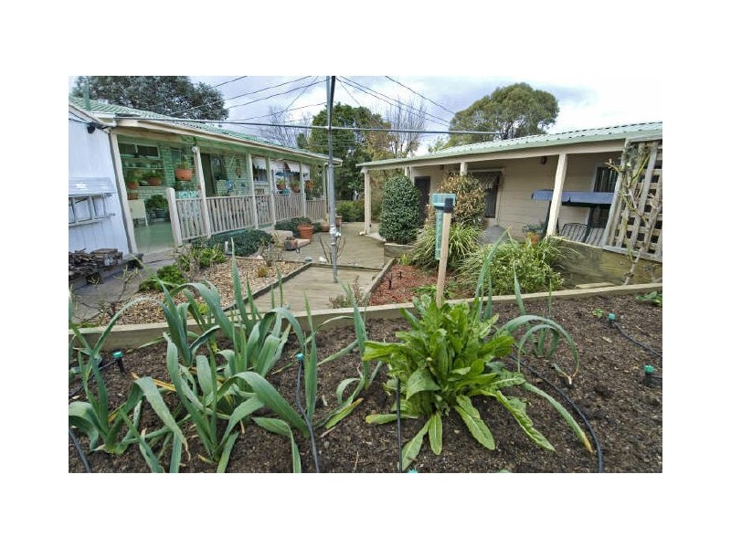 1 Schubert Place, Kambah ACT 2902