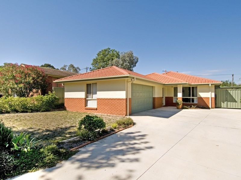 9 Hannan Crescent, Ainslie ACT 2602