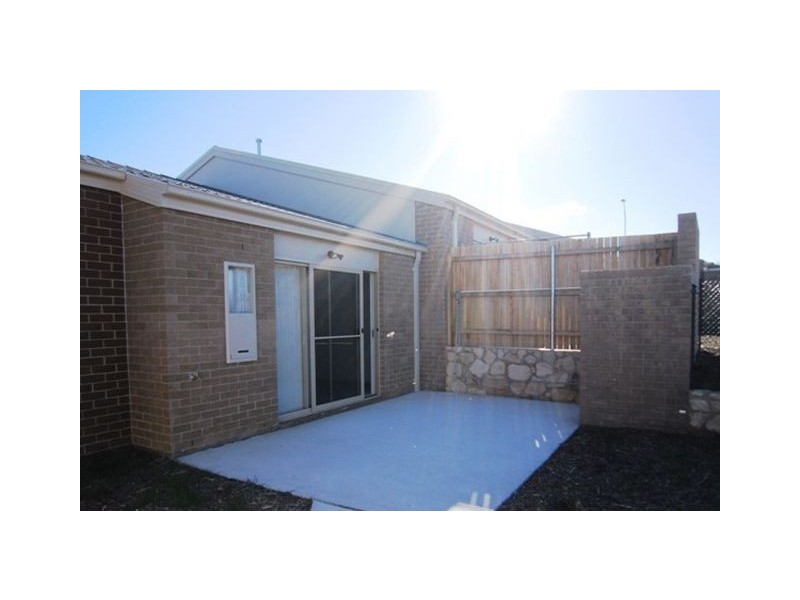 12/7 Loveday Crescent, Casey ACT 2913