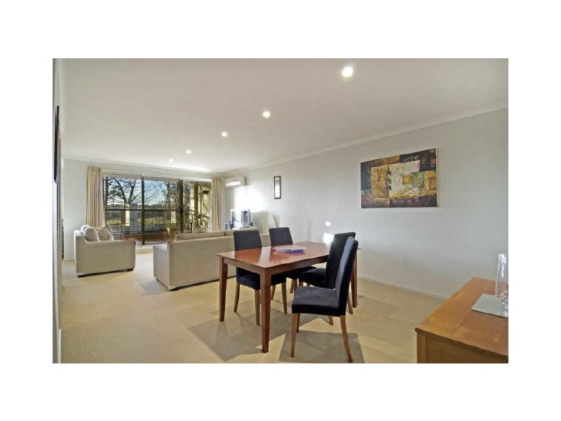 64/20 Federal Highway, Watson ACT 2602