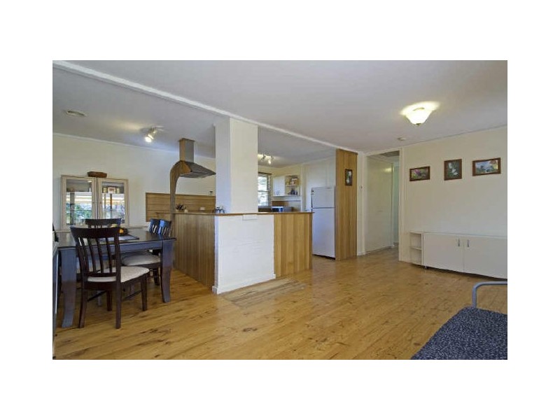 8 Tardent Street, Downer ACT 2602