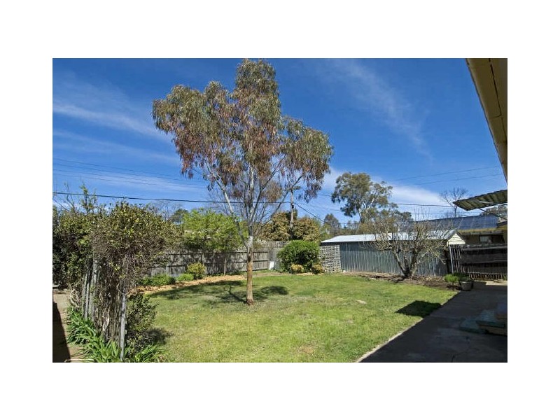 8 Tardent Street, Downer ACT 2602