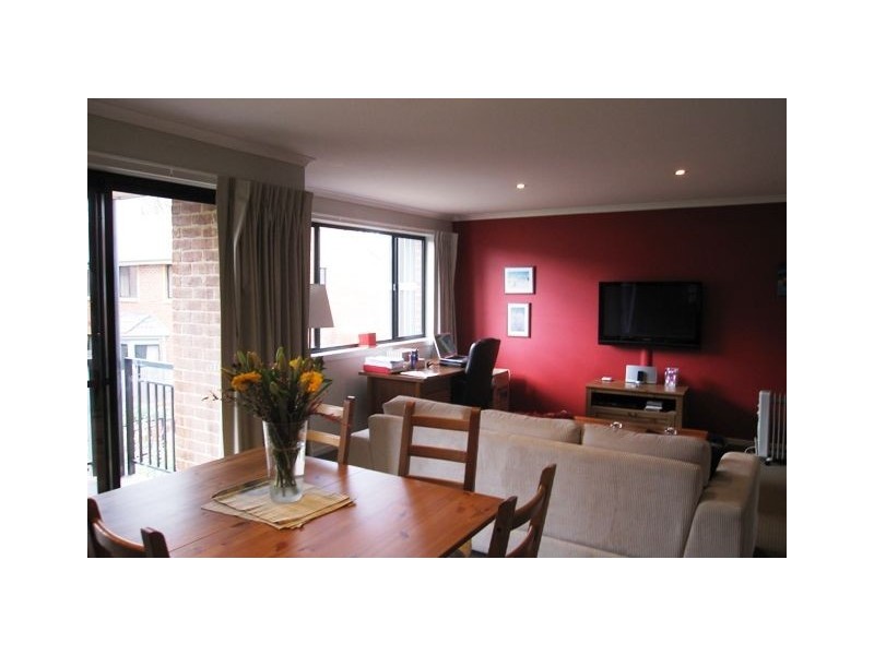 28/11 Ijong Street, Braddon ACT 2612