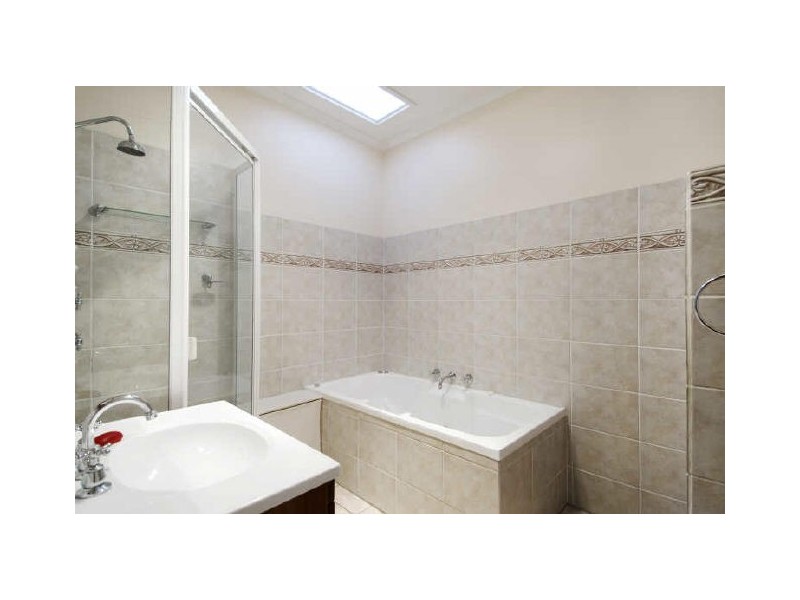 18 Toms Crescent, Ainslie ACT 2602