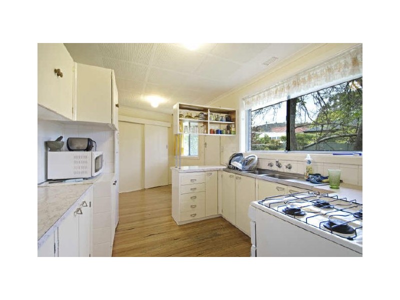 6 Dunlop Street, Hackett ACT 2602