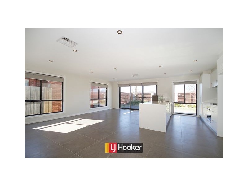 59 Hesba Brinsmead Street, Franklin ACT 2913