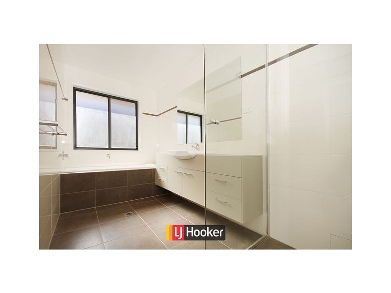 59 Hesba Brinsmead Street, Franklin ACT 2913