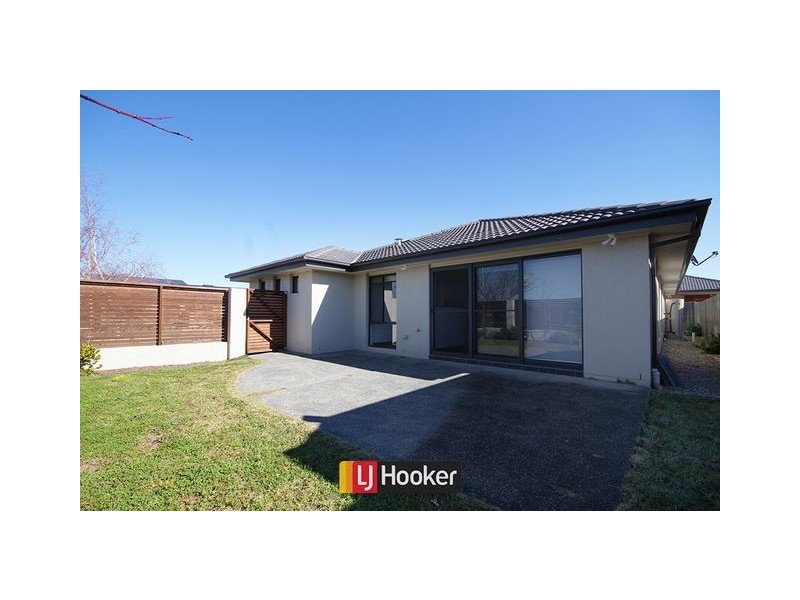 59 Hesba Brinsmead Street, Franklin ACT 2913