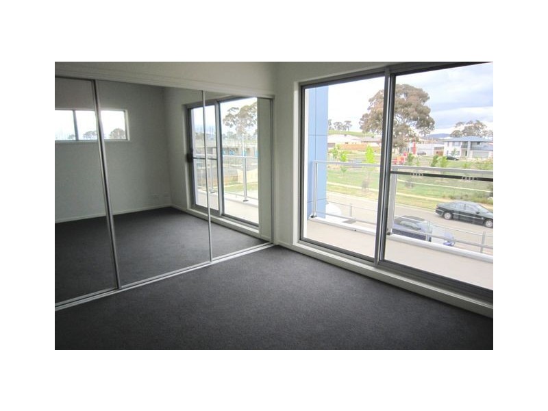 100/329 Flemington Road, Franklin ACT 2913