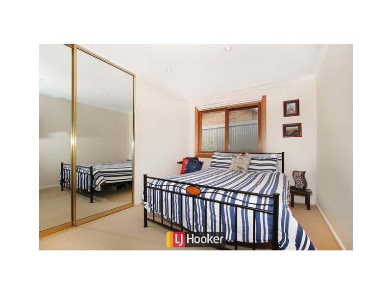 6 Skeats Street, Hackett ACT 2602