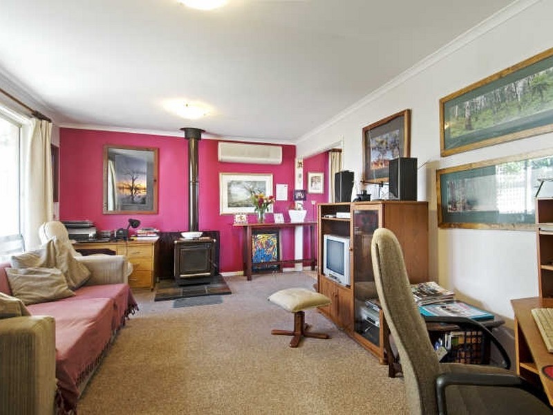 1 & 2/16 Skardon Street, Kaleen ACT 2617