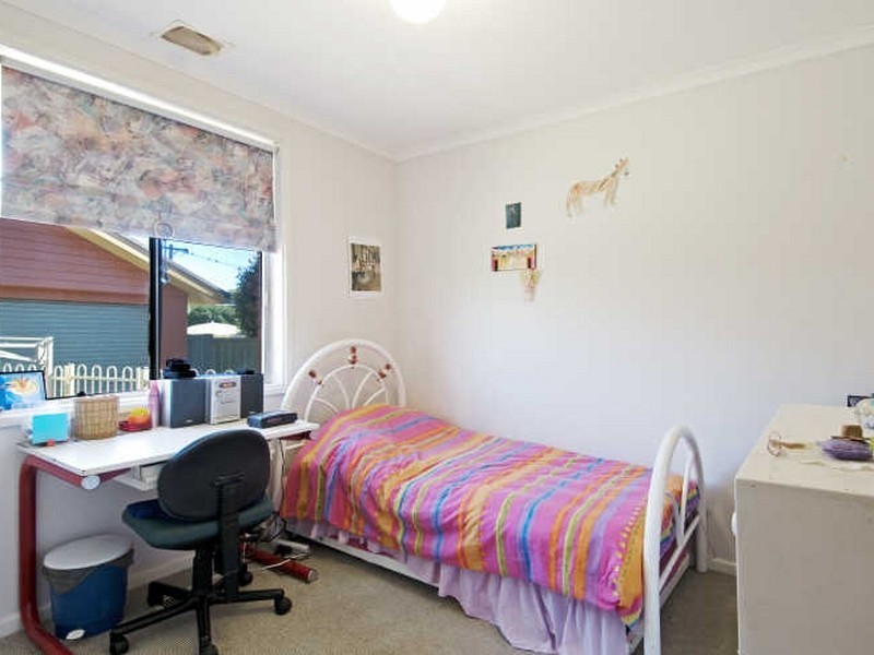 1 & 2/16 Skardon Street, Kaleen ACT 2617