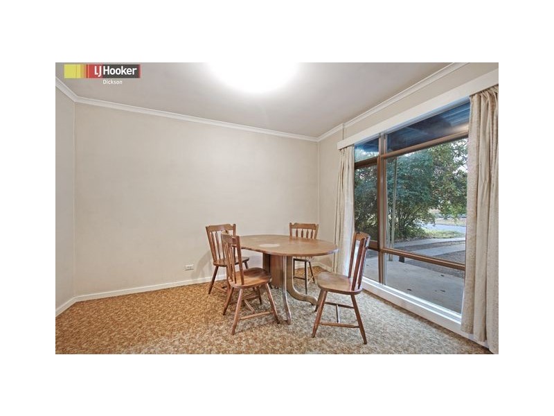 8 Cowan Street, Downer ACT 2602