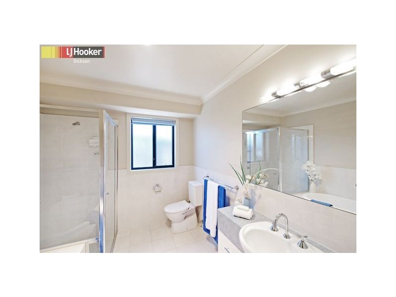 2 Eldershaw Crescent, Dunlop ACT 2615