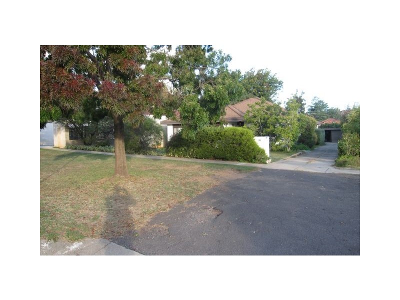 2/18 Chapman Street, Braddon ACT 2612