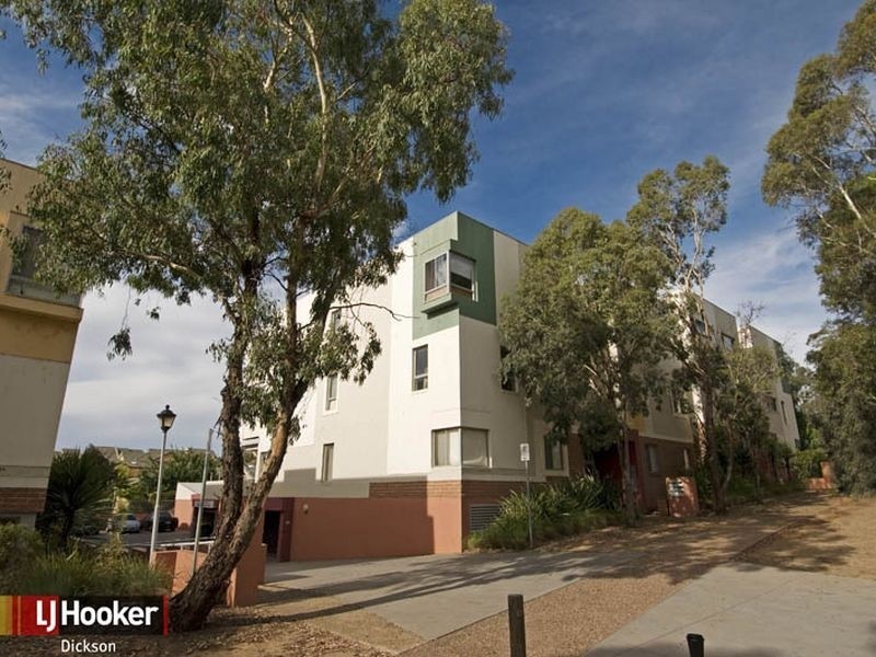 18/1 Eardley Street, Bruce ACT 2617