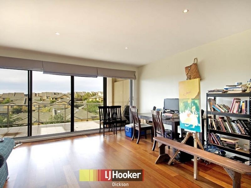 18/1 Eardley Street, Bruce ACT 2617