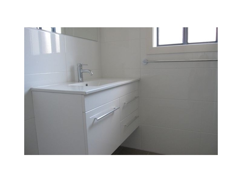 2/9-11 McNamara Street, Pearce ACT 2607