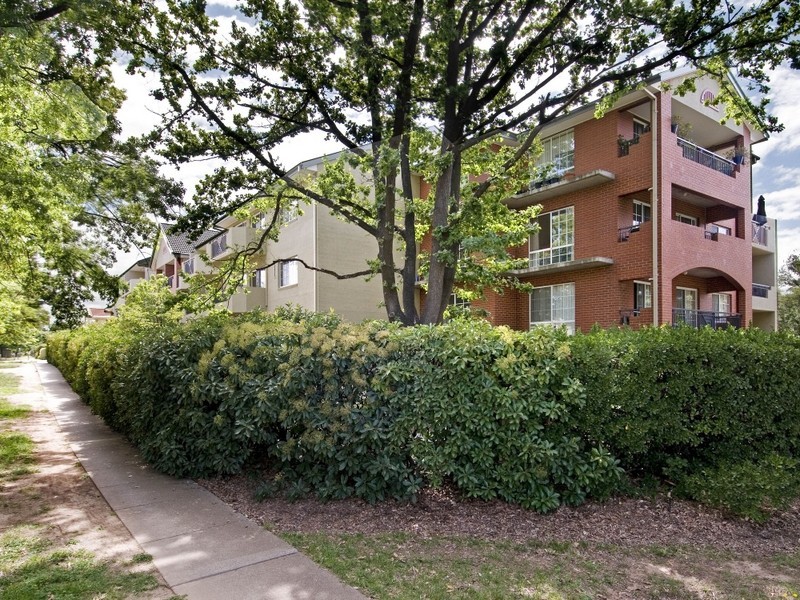 11/17 Helemon Street, Braddon ACT 2612