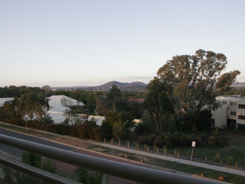 4/34 Leahy Close, Narrabundah ACT 2604