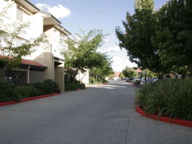4/34 Leahy Close, Narrabundah ACT 2604