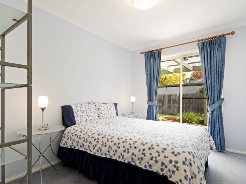 15 Padbury Place, Downer ACT 2602