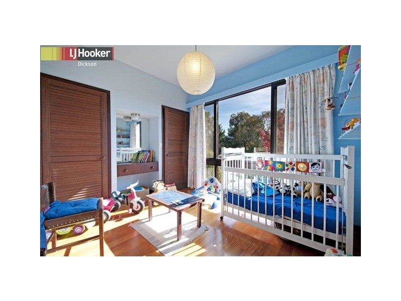 8 Nepean Place, Macquarie ACT 2614