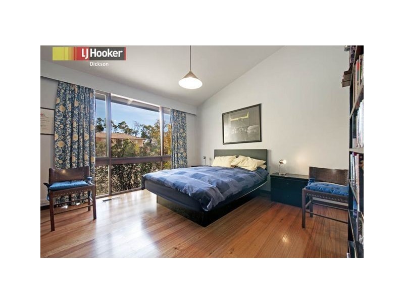 8 Nepean Place, Macquarie ACT 2614