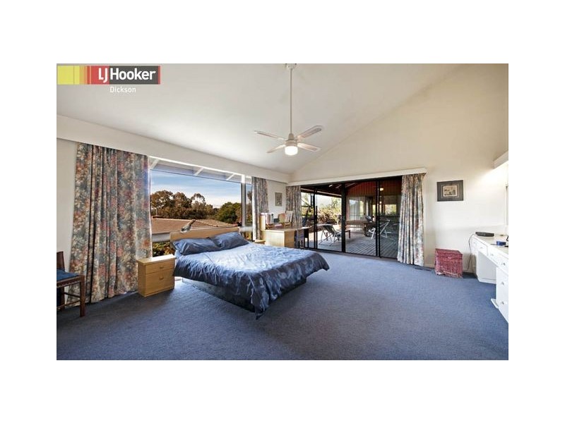 8 Nepean Place, Macquarie ACT 2614